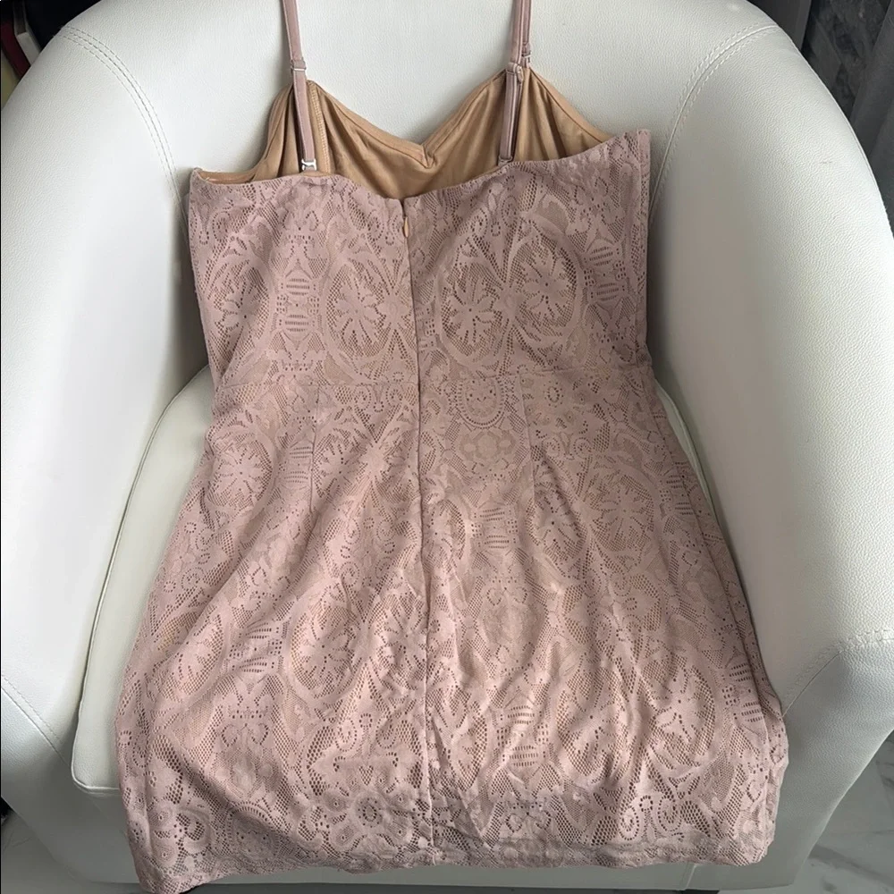 Dress The Population Elegant Pink Lace Dress